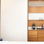 هيلتون فندق 4*