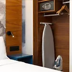 هيلتون فندق 4*