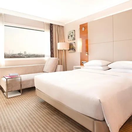 Hilton Otel 4*