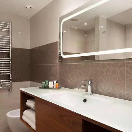 Hilton Отель