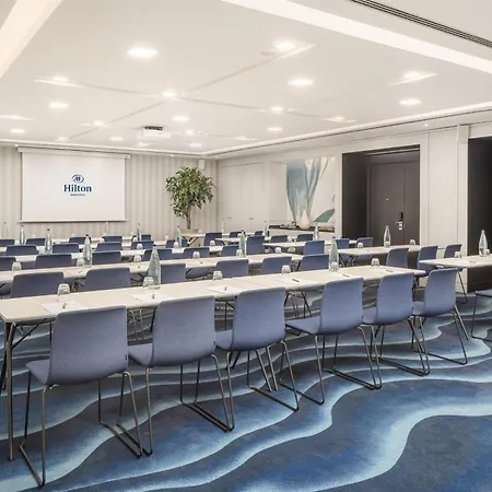 Отель Hilton 4*