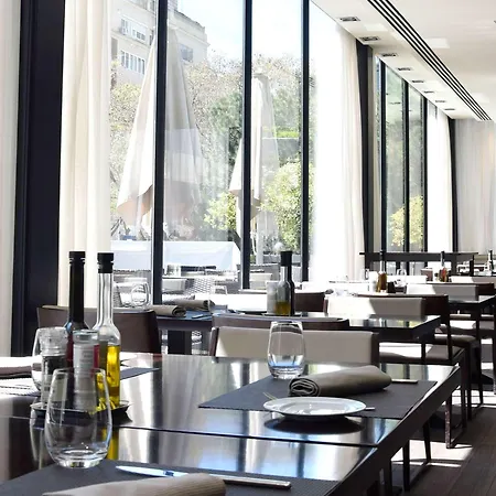 Hilton Hotel 4*