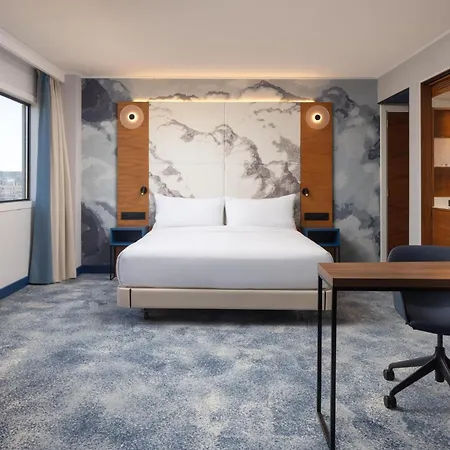 هيلتون 4* برشلونة