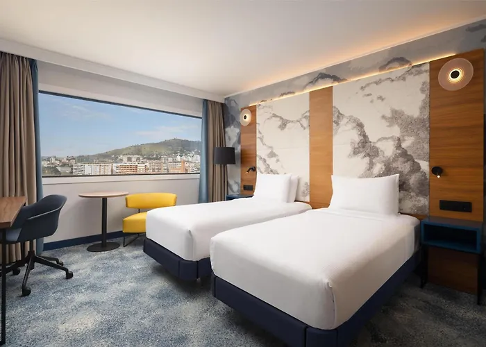 فندق هيلتون 4*